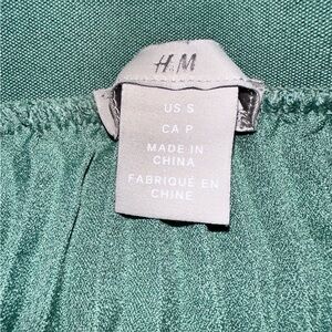 H&M Elegant Green Apparel